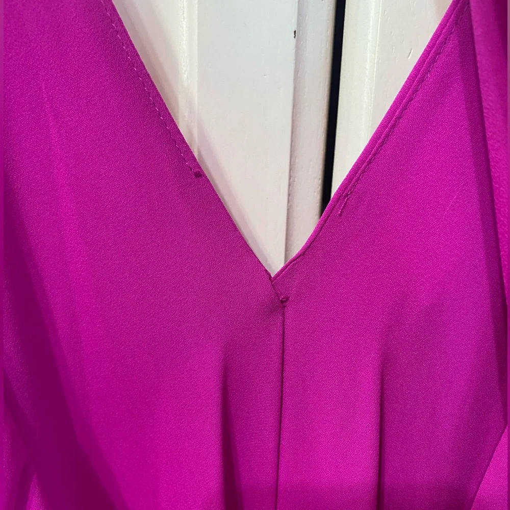 Hot pink dress - Picture 5 of 6